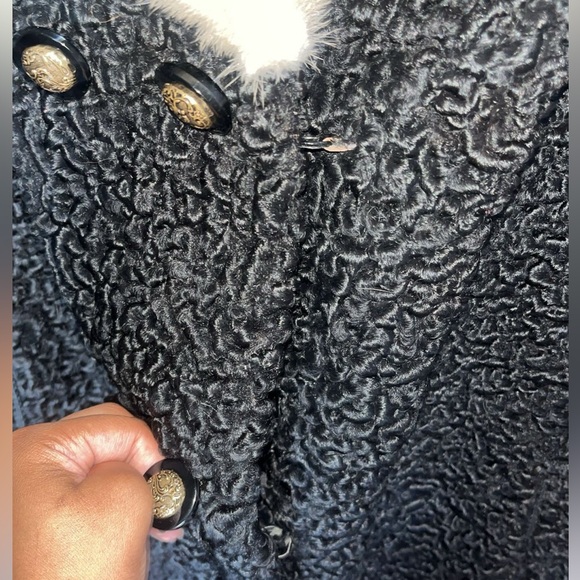 Vintage Persian Lamb coat with Mink fur Trim - Picture 4 of 6